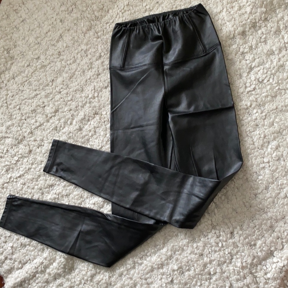 Wilfred Daria Leggings